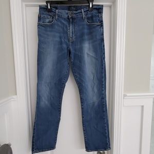 Lucky Brand 410 Athletic Fit Jean's Men